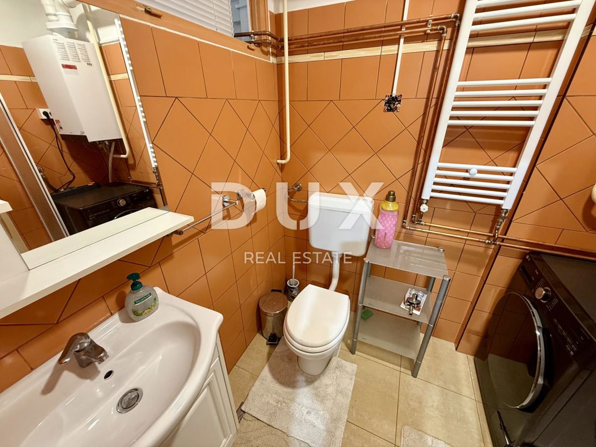 ZAGREB, MAKSIMIR - Prostorna hiša s 4 stanovanji, poslovnim prostorom in vrtom!