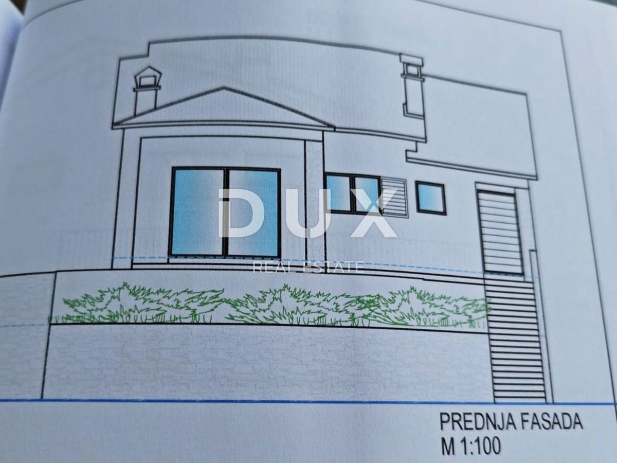 ISTRA, LABIN - Zemljišče z gradbenim dovoljenjem