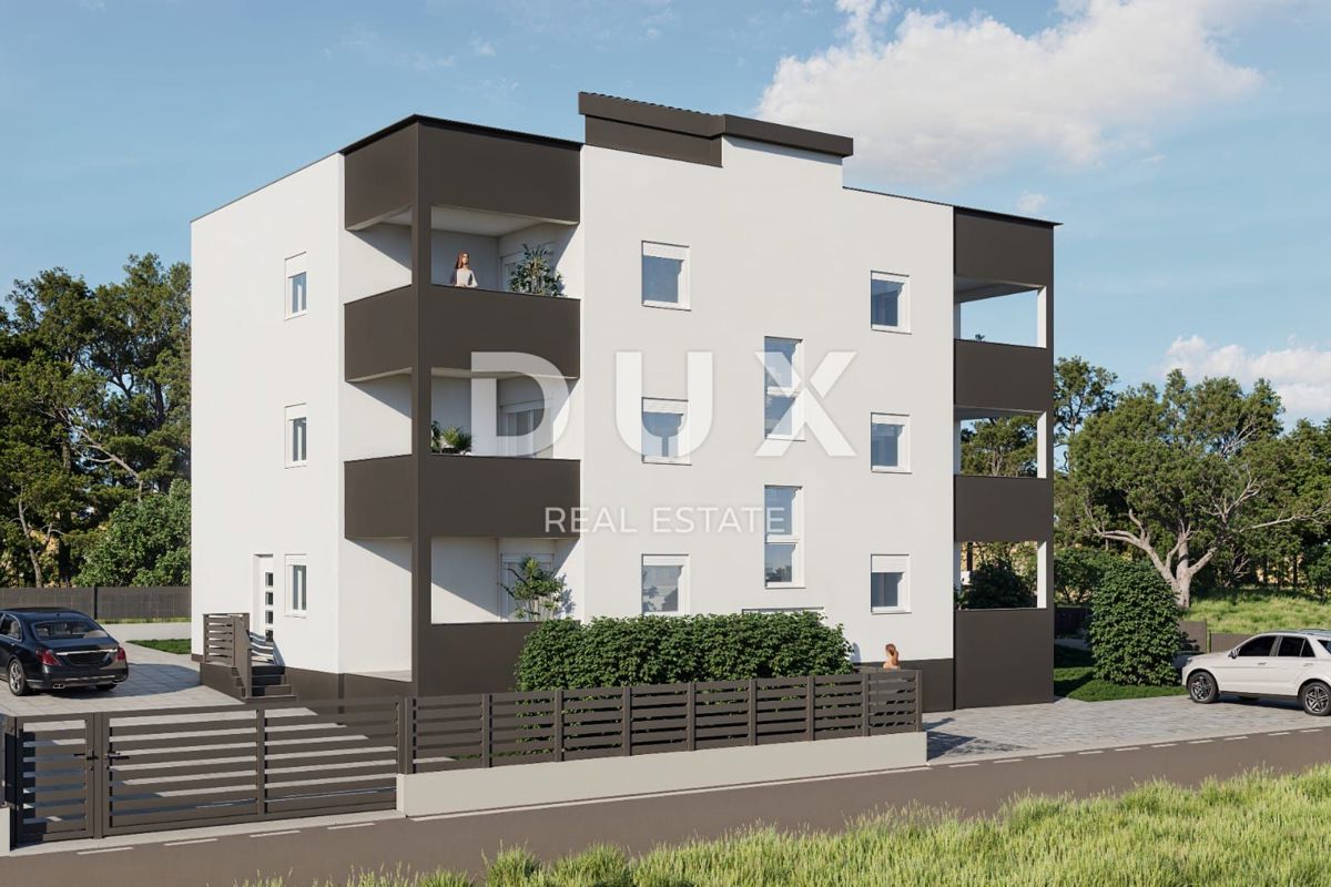 SABUNIKE - Zemljišče z gradbenim dovoljenjem in projektom (6 stanovanjskih enot)!