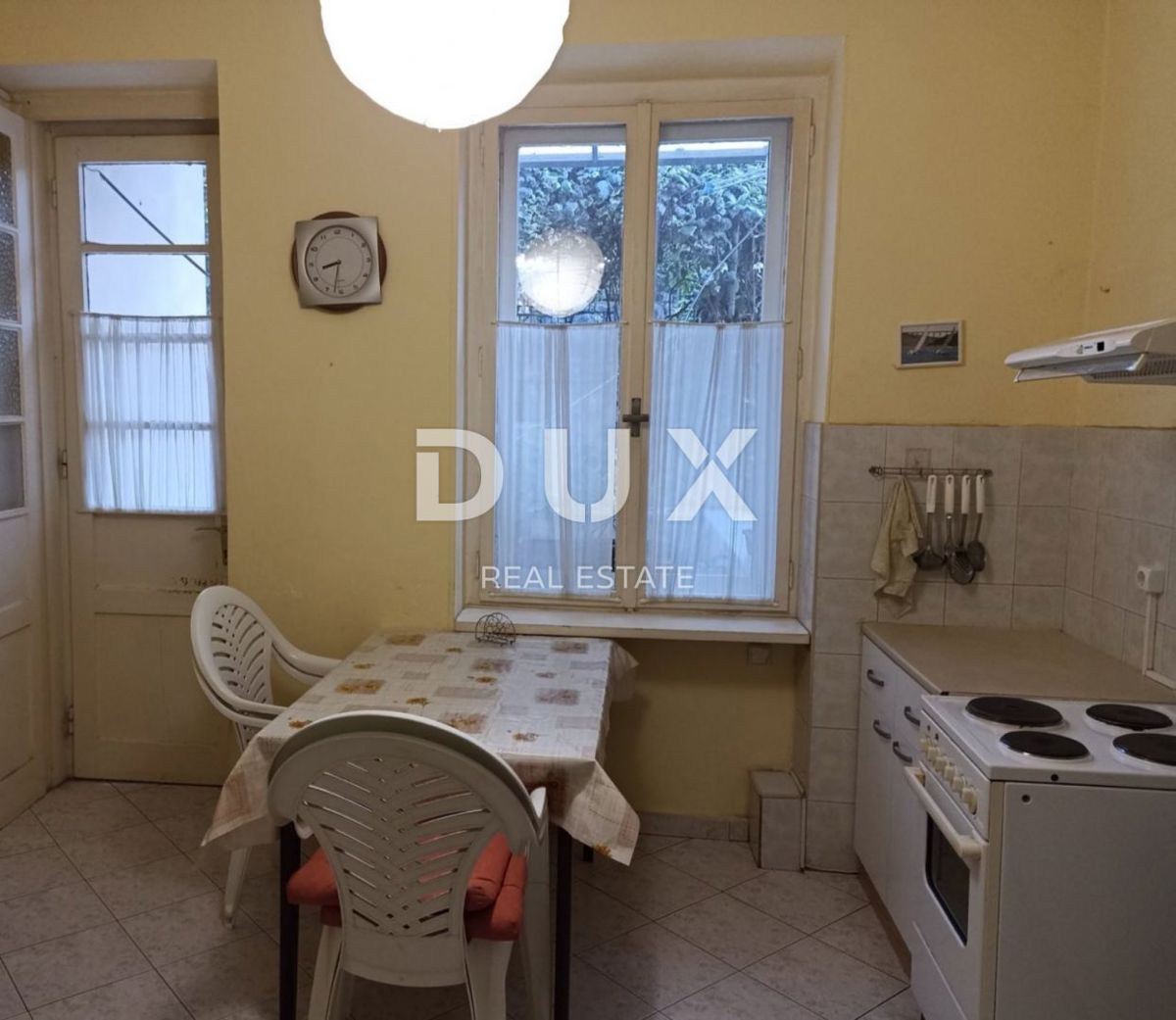RIJEKA, ŠKURINJE - Udobno stanovanje z lastnim vrtom