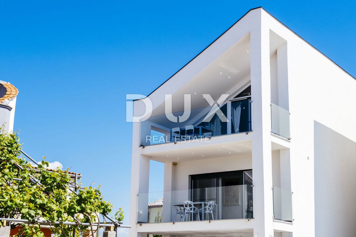 OTOK PAG, KOŠLJUN - Apartma + studio 70m od morja