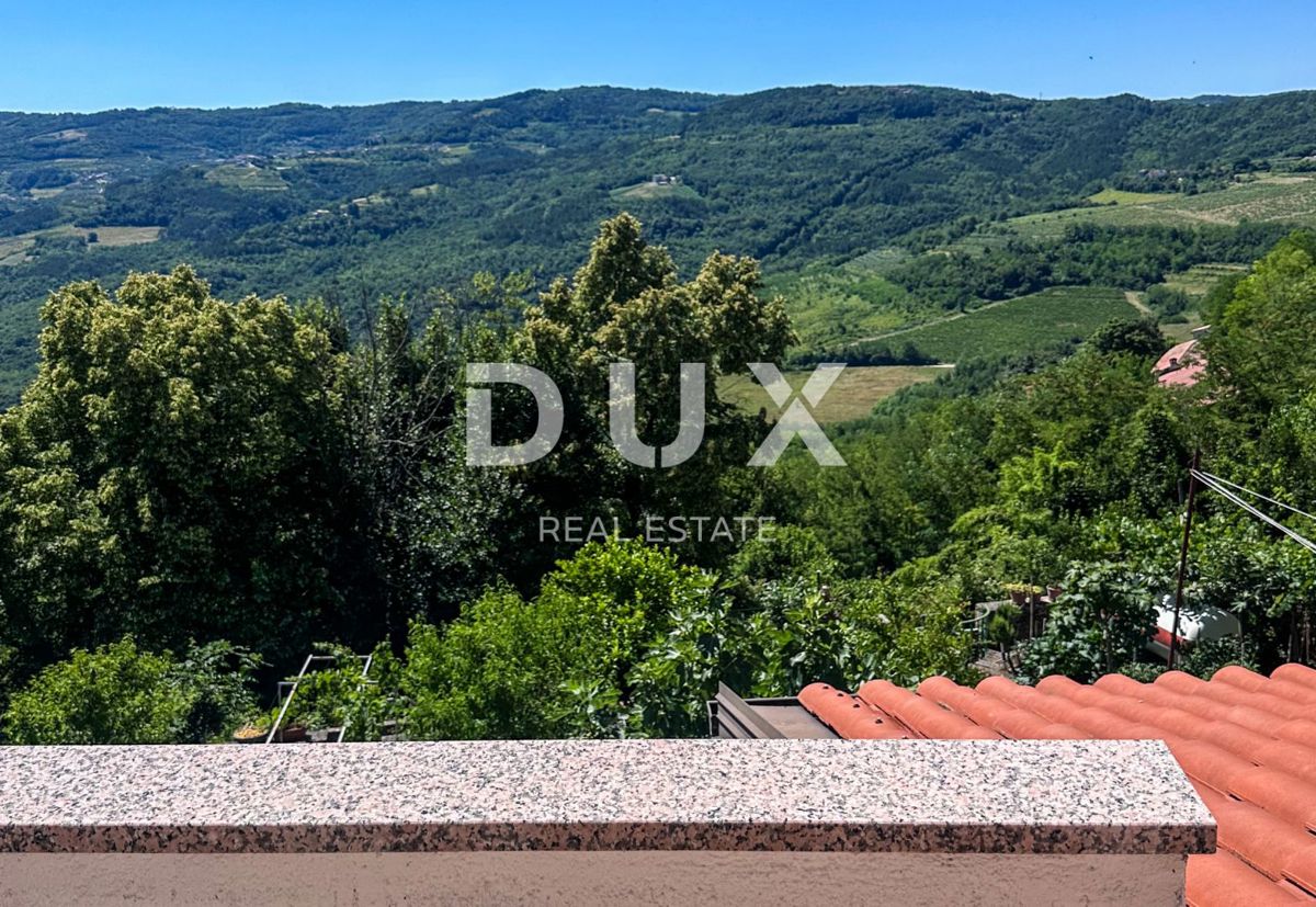 ISTRA, MOTOVON - Hiša v središču Motovuna s čudovitim razgledom 