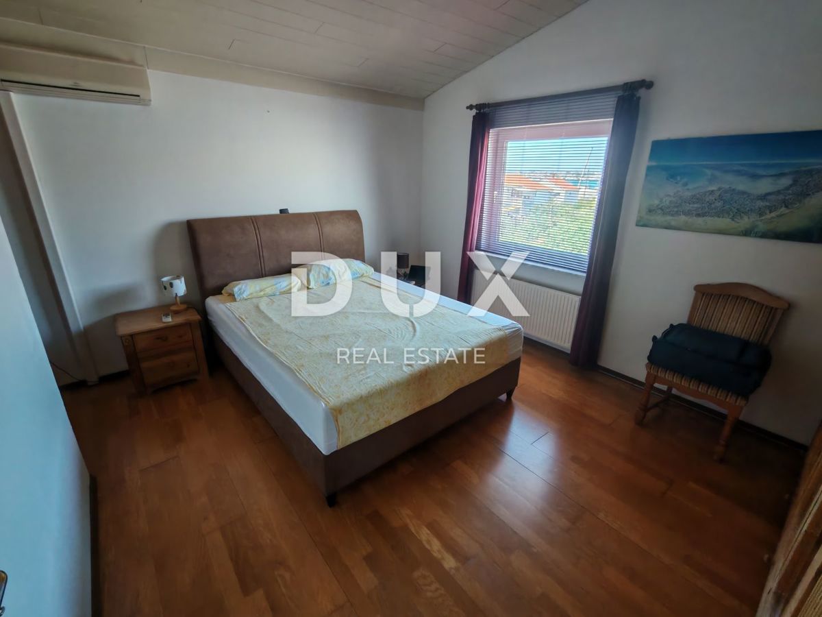 ZADAR, SUKOŠAN - Prostorno opremljeno stanovanje s pogledom na morje v bližini centra!