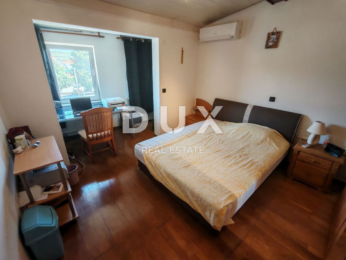ZADAR, SUKOŠAN - Prostorno opremljeno stanovanje s pogledom na morje v bližini centra!