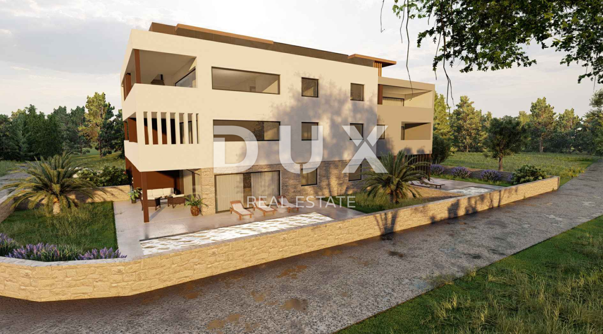 ZADAR, PRIVLAKA - Apartma z bazenom 50 metrov od peščene plaže! S2