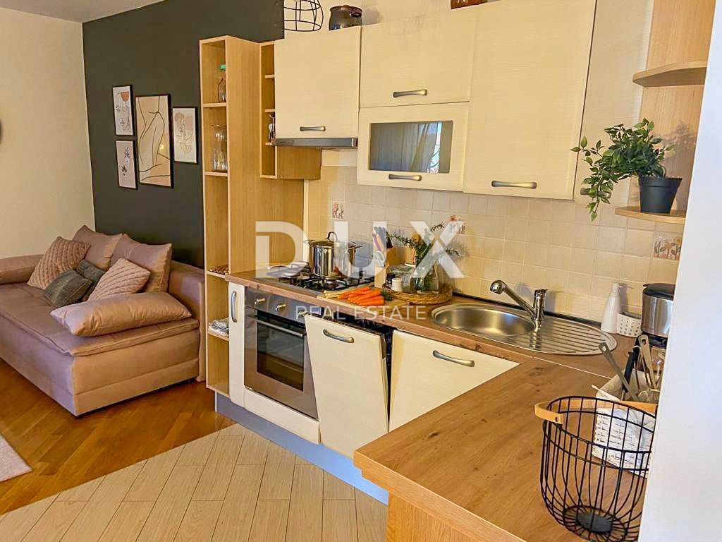 OPATIJA, IČIĆI – čudovita vila z bogatim vrtom in pogledom na morje, garažo in bližino morja