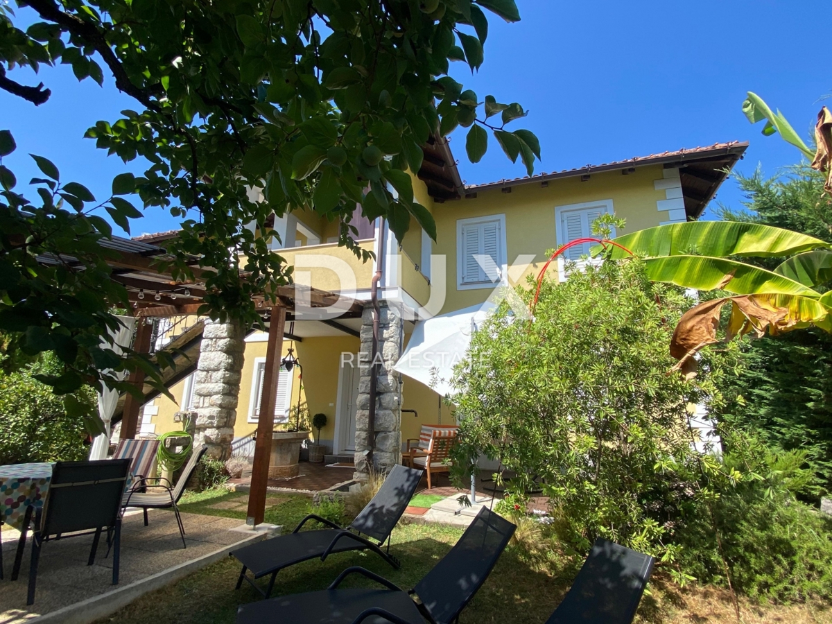 OPATIJA, IČIĆI – čudovita vila z bogatim vrtom in pogledom na morje, garažo in bližino morja