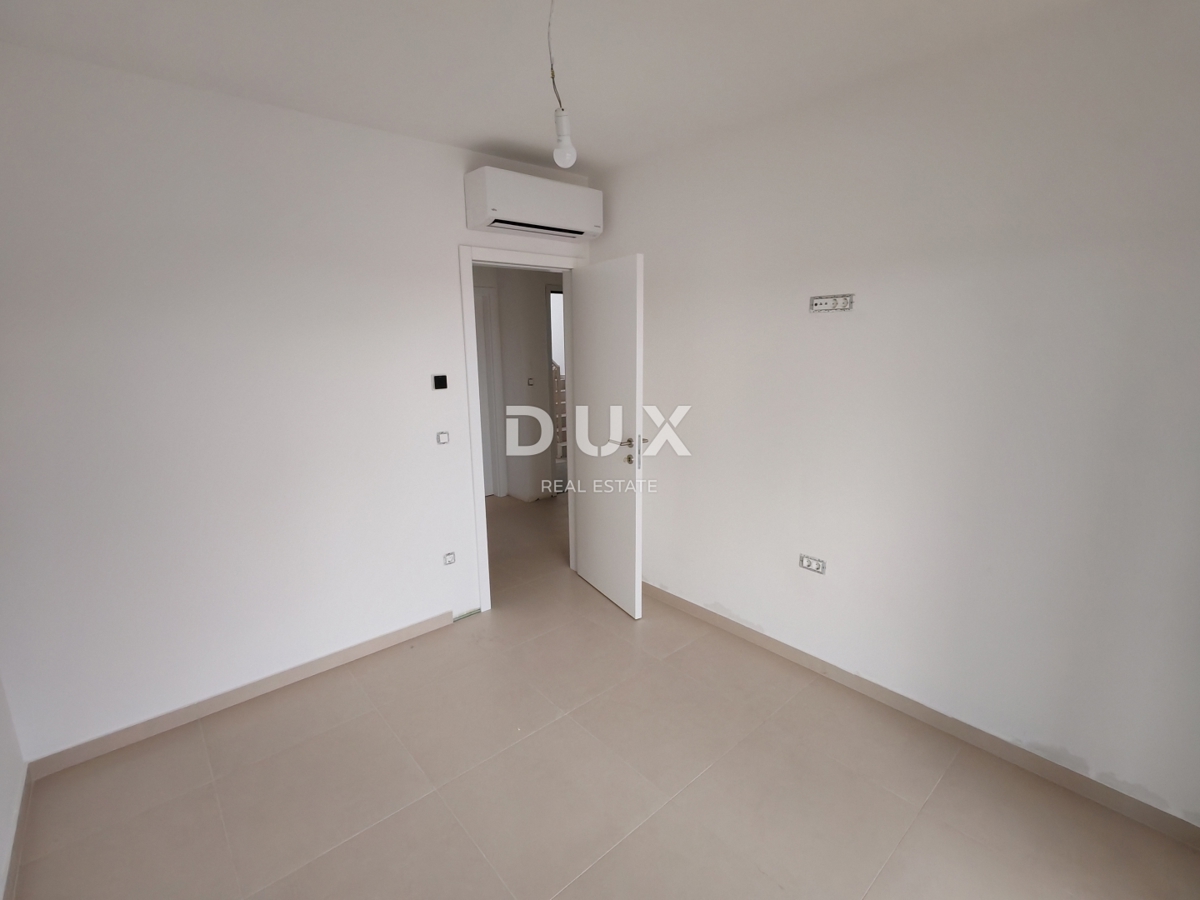 ZADAR, RAŽANAC - Novogradnja! Talno ogrevanje, dvigalo, pogled na morje, shramba...! S5