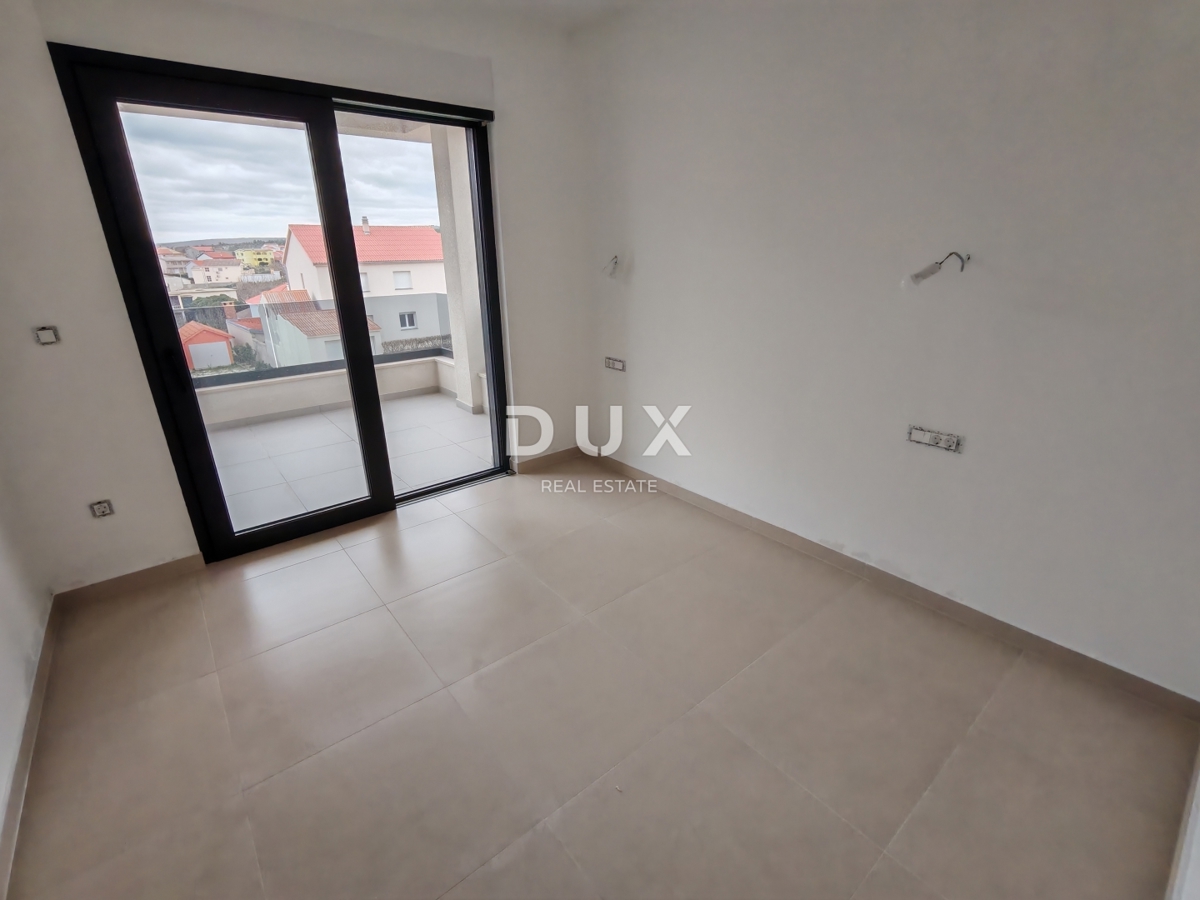 ZADAR, RAŽANAC - Novogradnja! Talno ogrevanje, dvigalo, pogled na morje, shramba...! S5