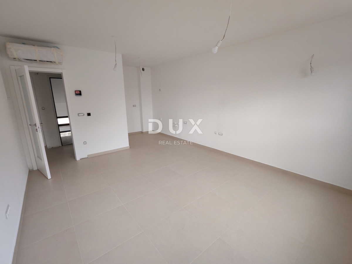 ZADAR, RAŽANAC - Novogradnja! Talno ogrevanje, dvigalo, pogled na morje, shramba...! S5