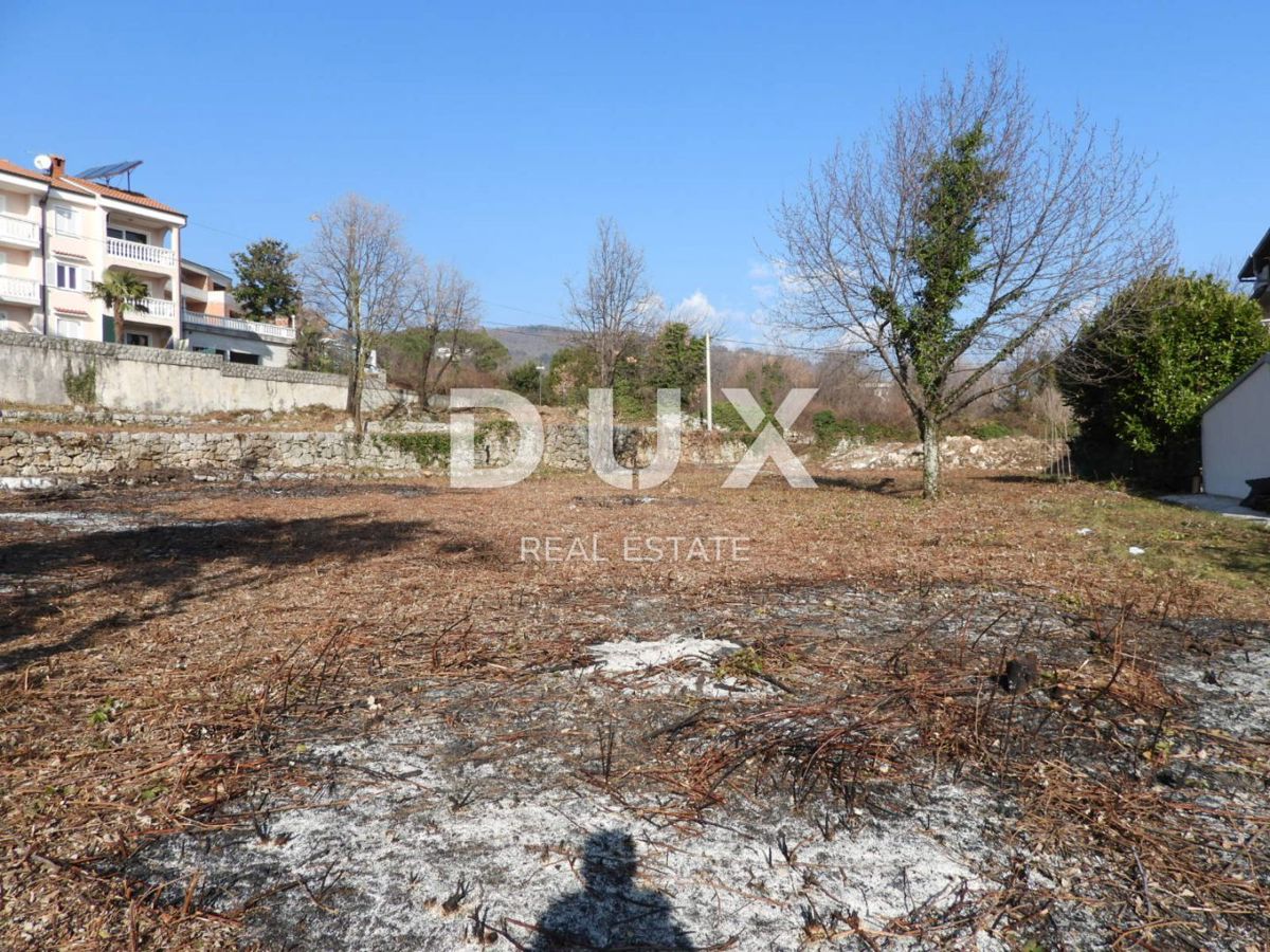 OPATIJA, IČIĆI - gradbeno zemljišče 2800m2 Z LOKACIJSKIM DOVOLJENJEM!! In s pogledom na morje za stanovanjski objekt - stanovanja/apartmaje