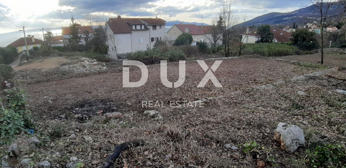 OPATIJA, IČIĆI - gradbeno zemljišče 2800m2 Z LOKACIJSKIM DOVOLJENJEM!! In s pogledom na morje za stanovanjski objekt - stanovanja/apartmaje