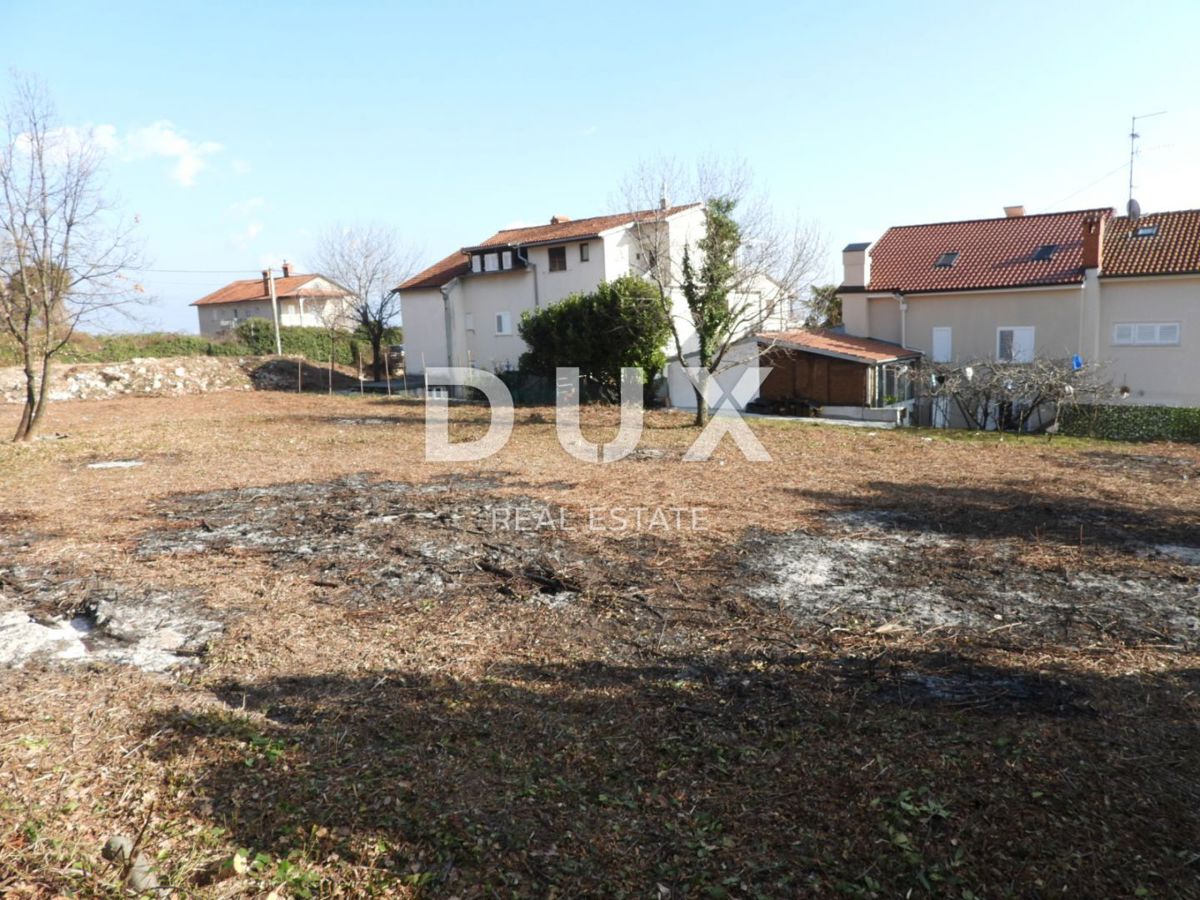OPATIJA, IČIĆI - gradbeno zemljišče 2800m2 Z LOKACIJSKIM DOVOLJENJEM!! In s pogledom na morje za stanovanjski objekt - stanovanja/apartmaje