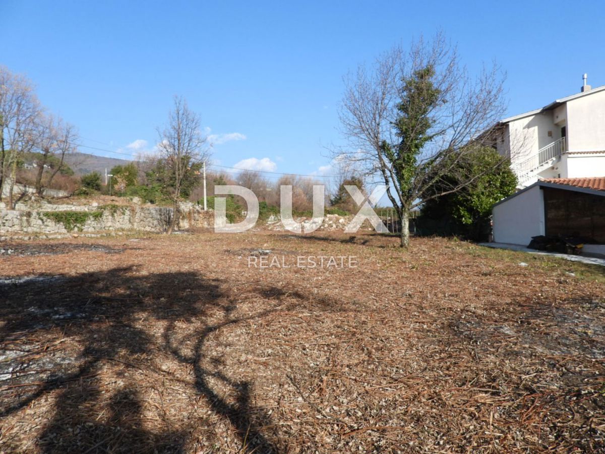 OPATIJA, IČIĆI - gradbeno zemljišče 2800m2 Z LOKACIJSKIM DOVOLJENJEM!! In s pogledom na morje za stanovanjski objekt - stanovanja/apartmaje