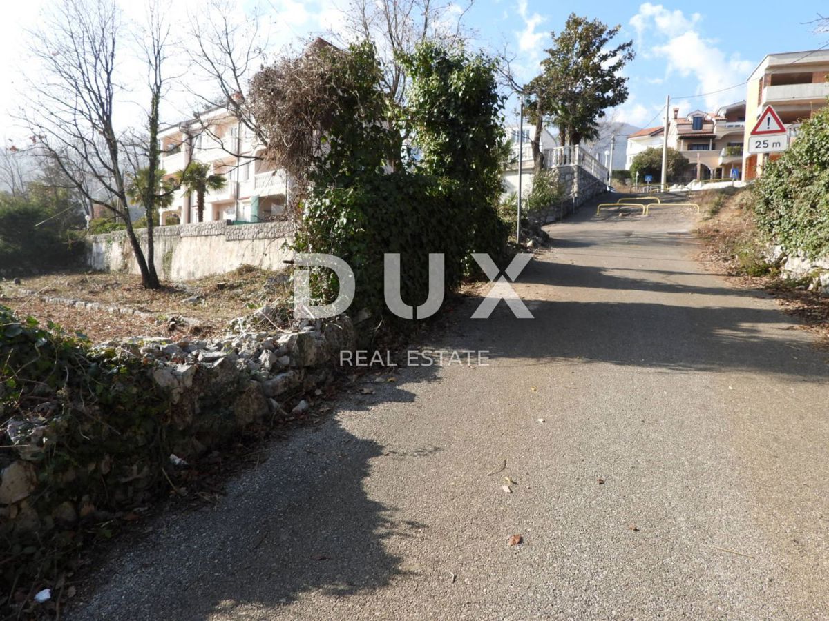 OPATIJA, IČIĆI - gradbeno zemljišče 2800m2 Z LOKACIJSKIM DOVOLJENJEM!! In s pogledom na morje za stanovanjski objekt - stanovanja/apartmaje