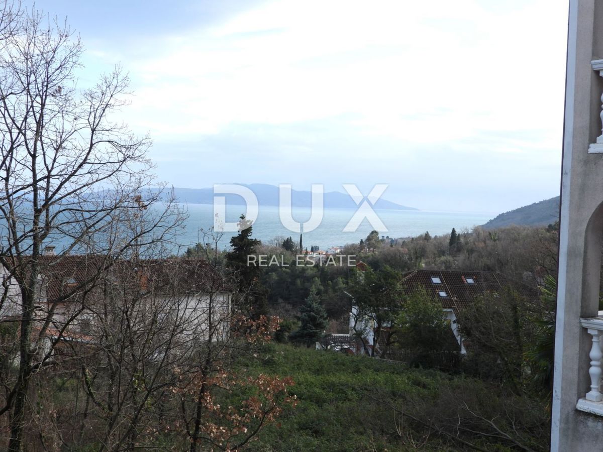 OPATIJA, IČIĆI - gradbeno zemljišče 2800m2 Z LOKACIJSKIM DOVOLJENJEM!! In s pogledom na morje za stanovanjski objekt - stanovanja/apartmaje