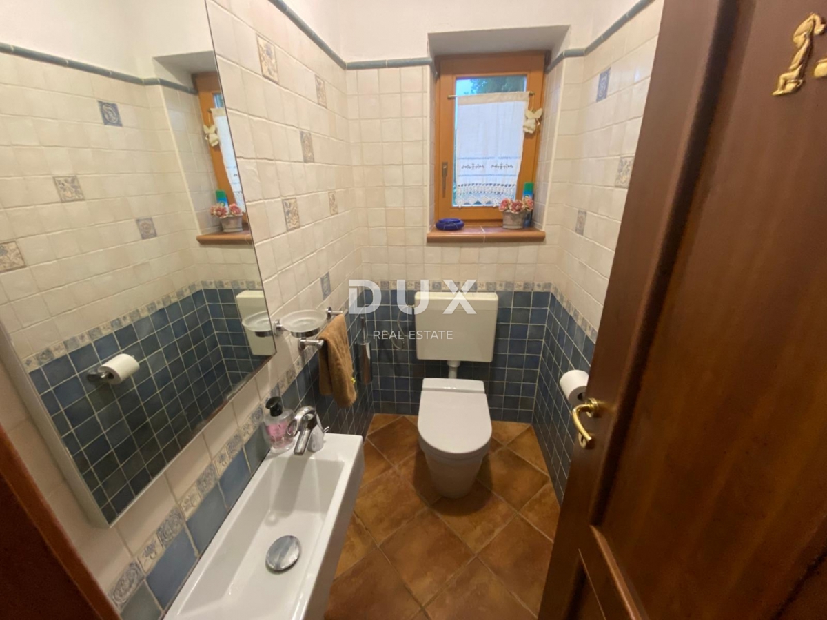 Hiša Stari Laz, Ravna Gora, 300m2