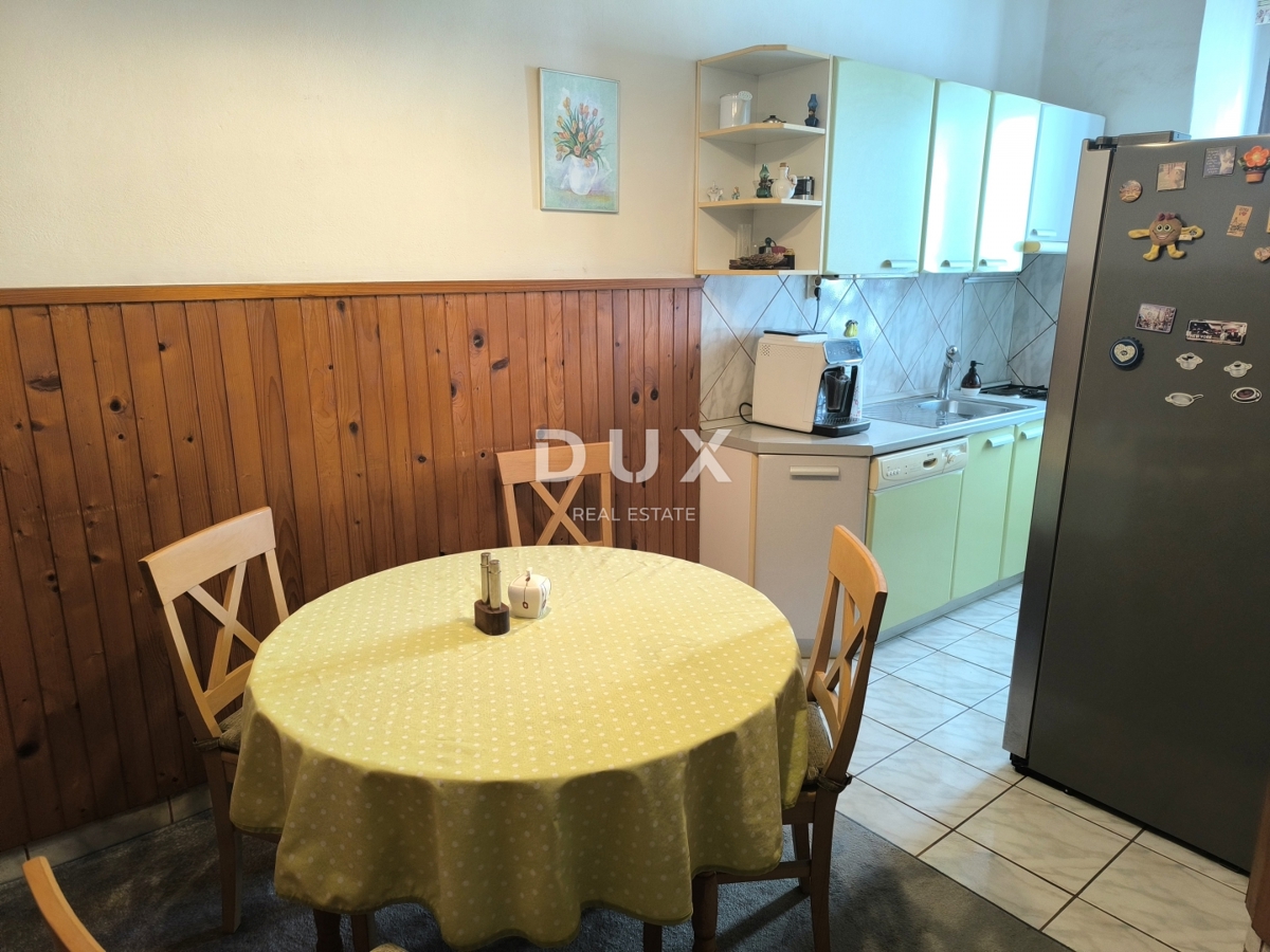 ISTRA, PULA - Stanovanje v središču mesta 70 m2 - PEŠ CONA!! 