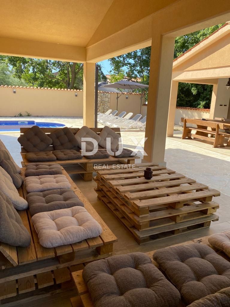 ISTRA, LABIN - Samostojna hiša z bazenom