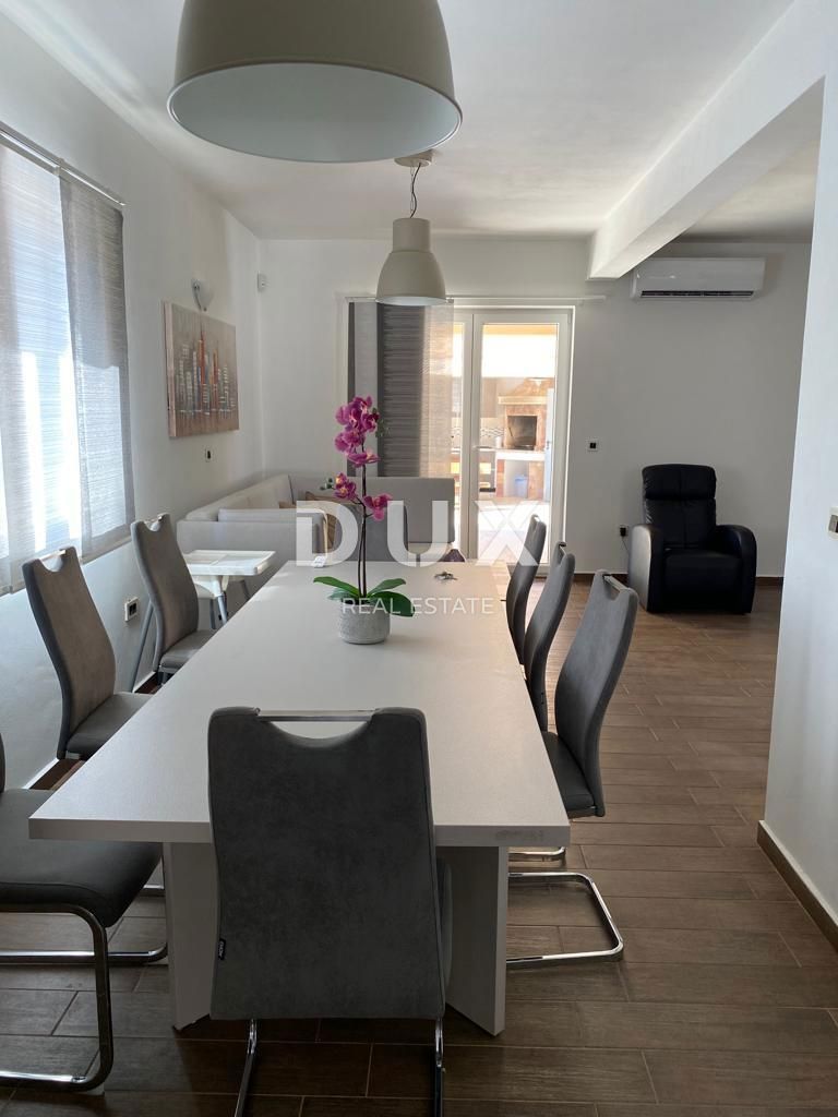 ISTRA, LABIN - Samostojna hiša z bazenom