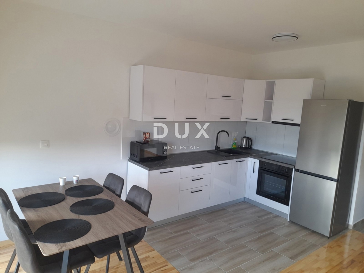 ZADAR, PRIVLAKA - Stanovanje v novogradnji, 300m od morja!