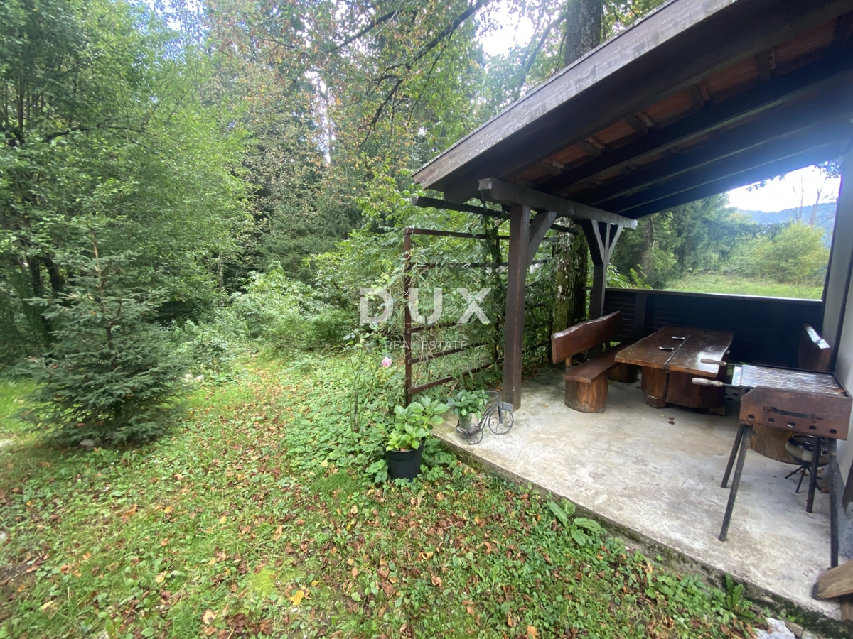 GORSKI KOTAR, DELNICE - projekt s 3 hišami za turizem