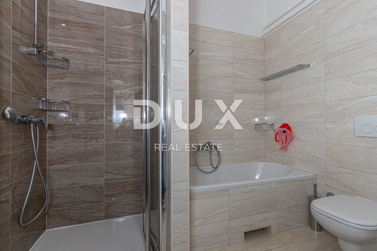 CRIKVENICA - poslovno stanovanjski objekt na vrhunski lokaciji