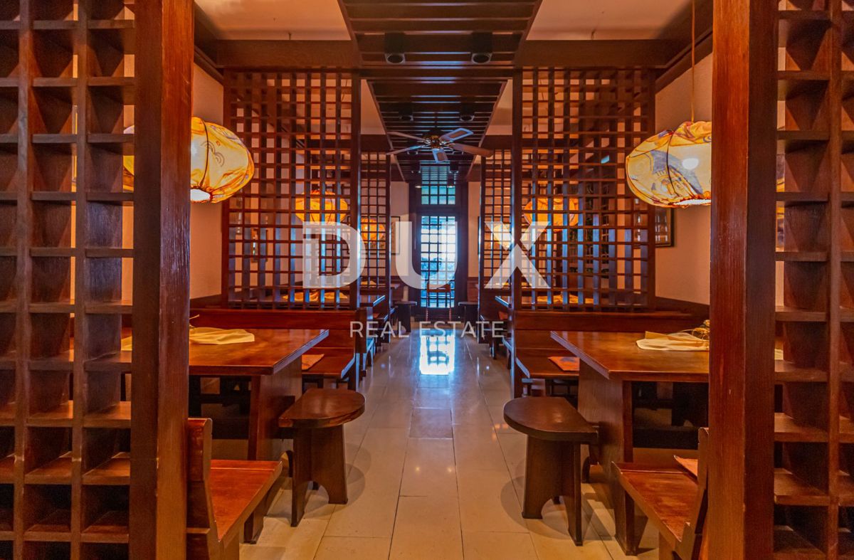 CRIKVENICA - poslovno stanovanjski objekt na vrhunski lokaciji