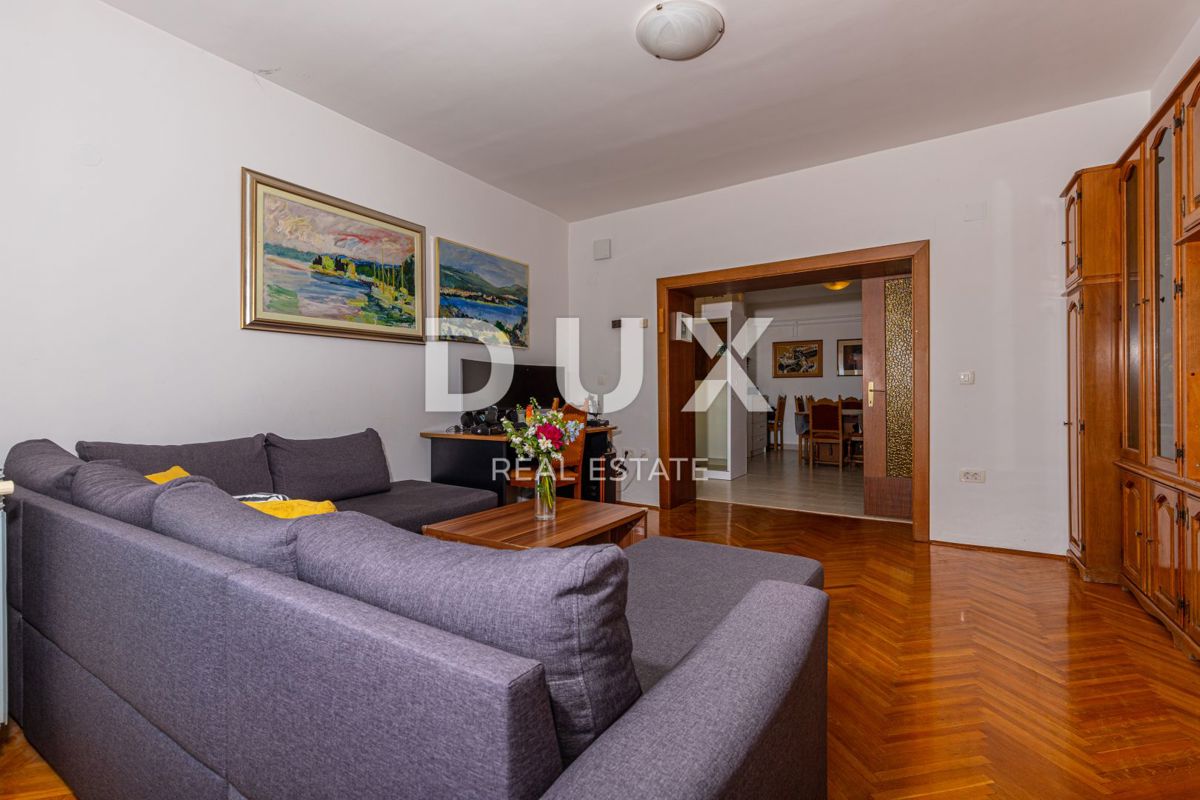 CRIKVENICA - poslovno stanovanjski objekt na vrhunski lokaciji