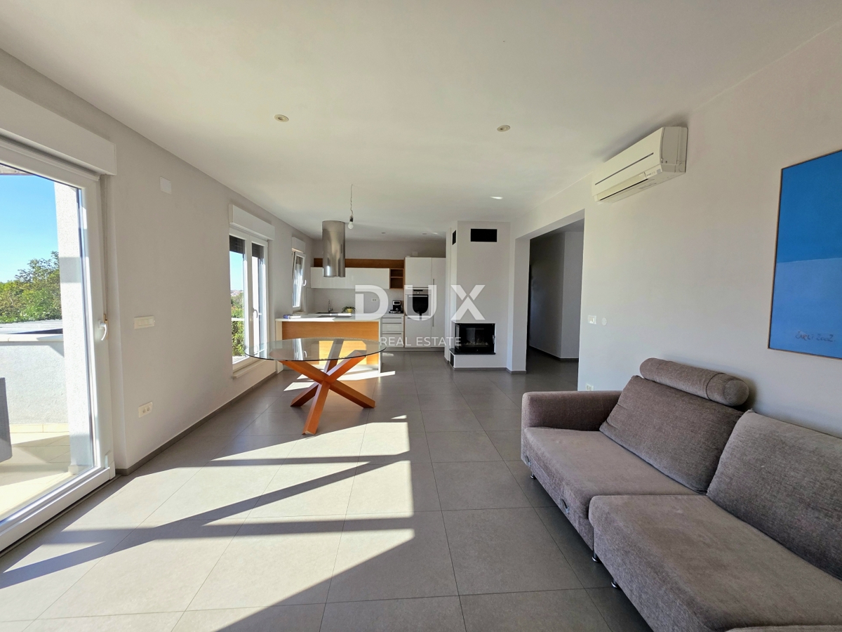 Hiša Monteserpo - Komunal, Pula, 250m2