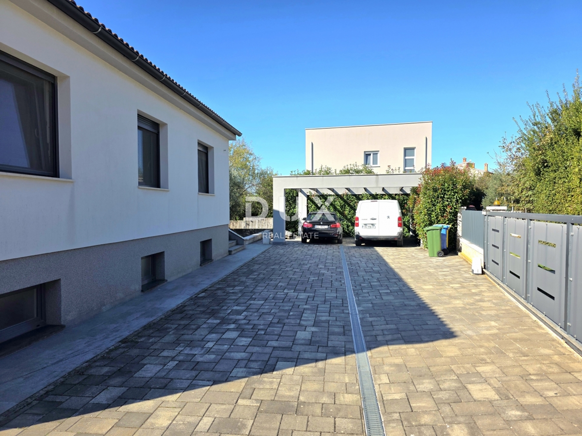Hiša Monteserpo - Komunal, Pula, 250m2
