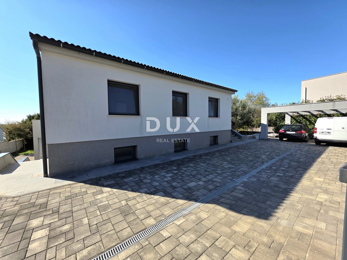 Hiša Monteserpo - Komunal, Pula, 250m2