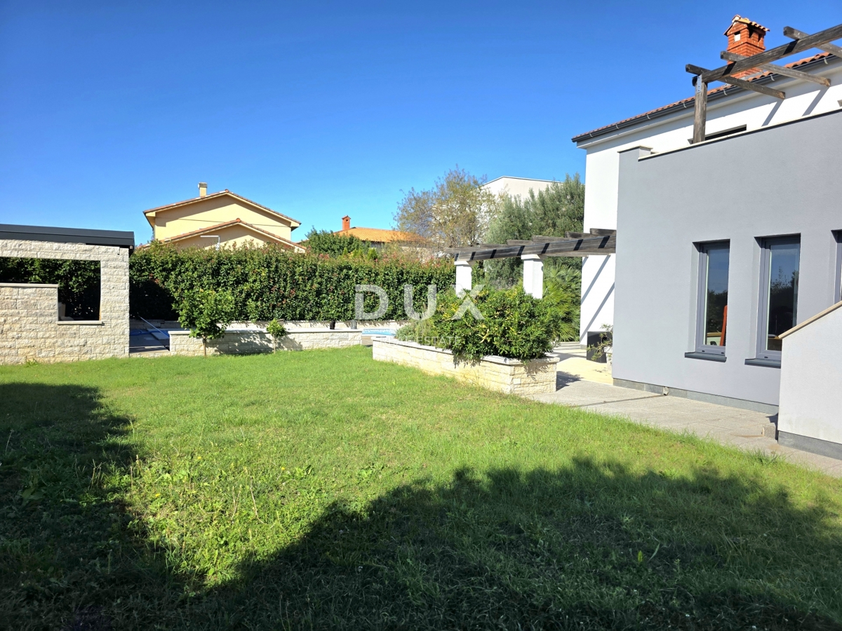 Hiša Monteserpo - Komunal, Pula, 250m2