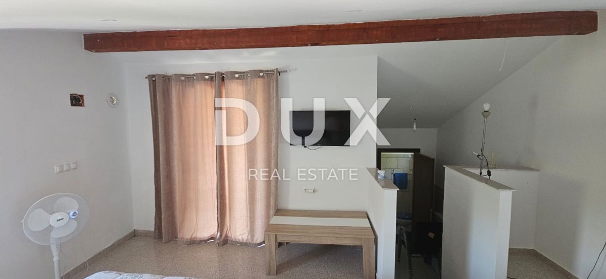 ISTRA, KRNICA - Samostojna hiša 200m od morja