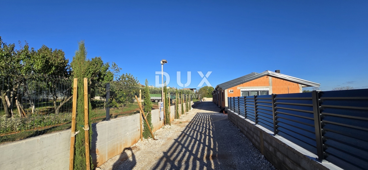 ISTRA, POREČ - Topla enonadstropna hiša v idiličnem okolju