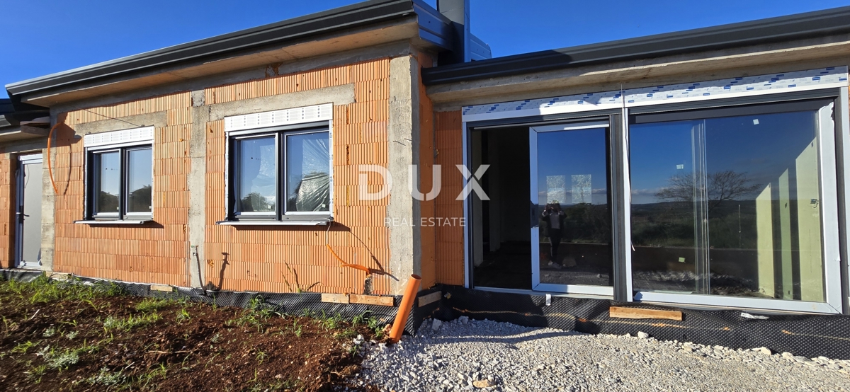 ISTRA, POREČ - Topla enonadstropna hiša v idiličnem okolju