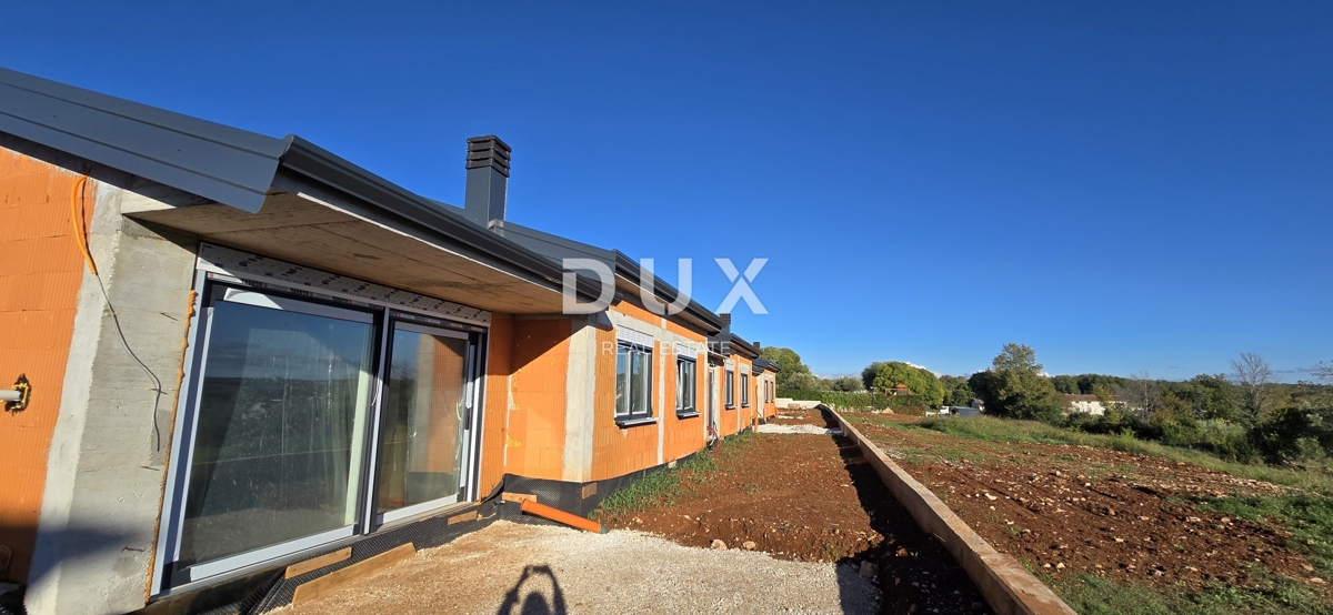 ISTRA, POREČ - Topla enonadstropna hiša v idiličnem okolju