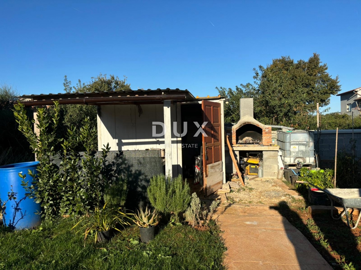 ISTRA, PULA - Montažna enonadstropna hiša - ROH BAU v bližini mesta! MOŽNOST MENJAVE ZA STANOVANJE!