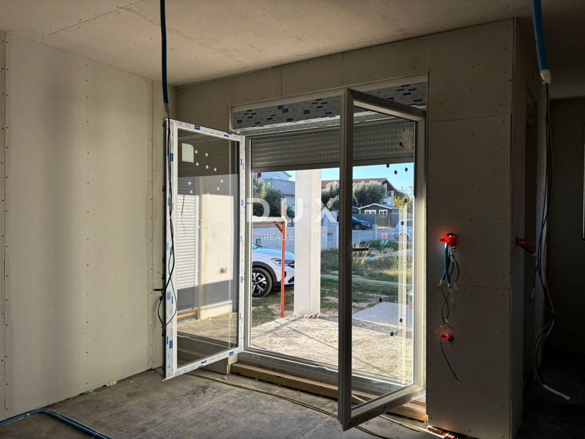 ISTRA, PULA - Montažna enonadstropna hiša - ROH BAU v bližini mesta! MOŽNOST MENJAVE ZA STANOVANJE!