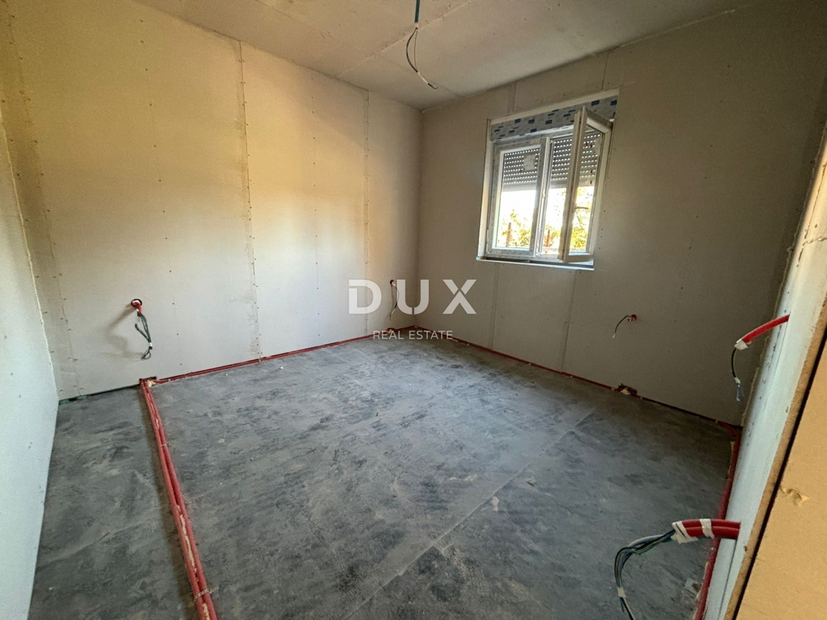 ISTRA, PULA - Montažna enonadstropna hiša - ROH BAU v bližini mesta! MOŽNOST MENJAVE ZA STANOVANJE!