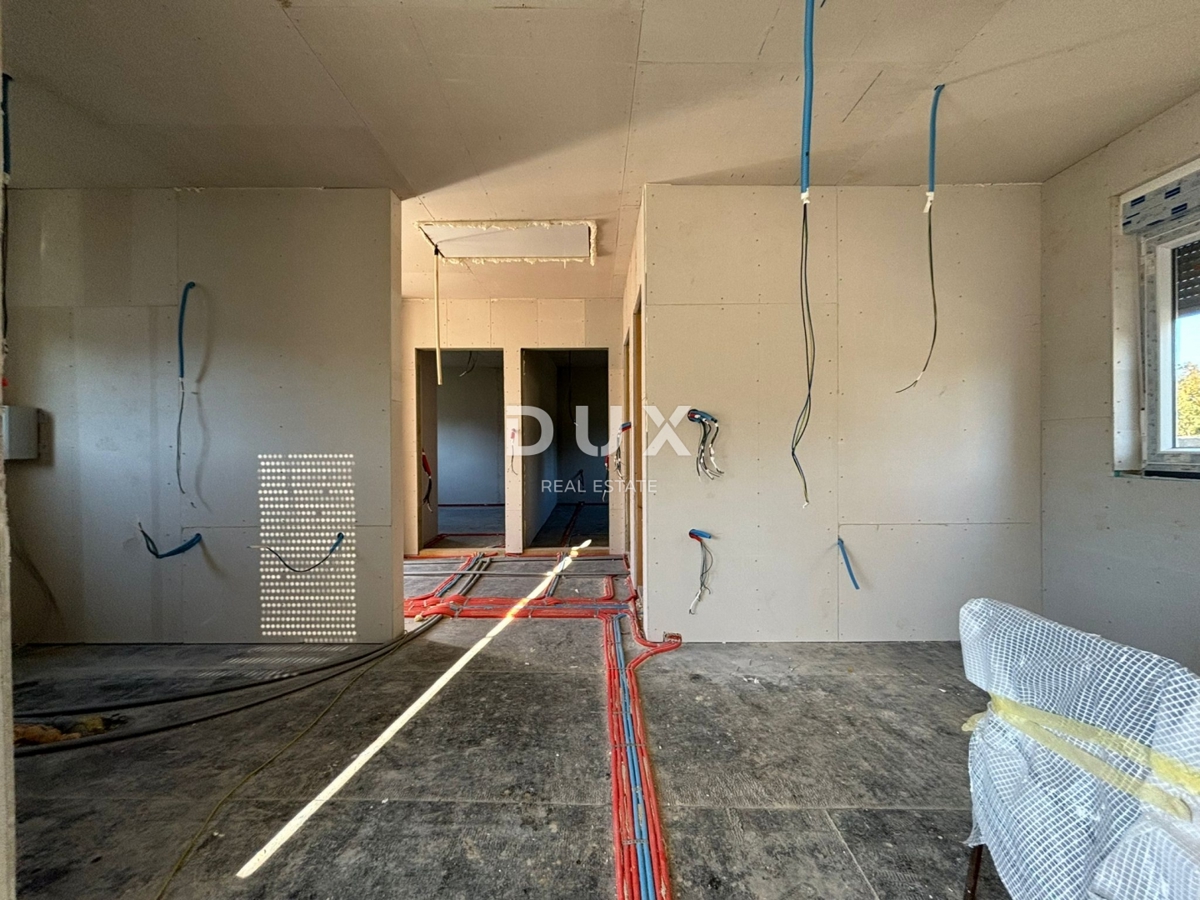 ISTRA, PULA - Montažna enonadstropna hiša - ROH BAU v bližini mesta! MOŽNOST MENJAVE ZA STANOVANJE!