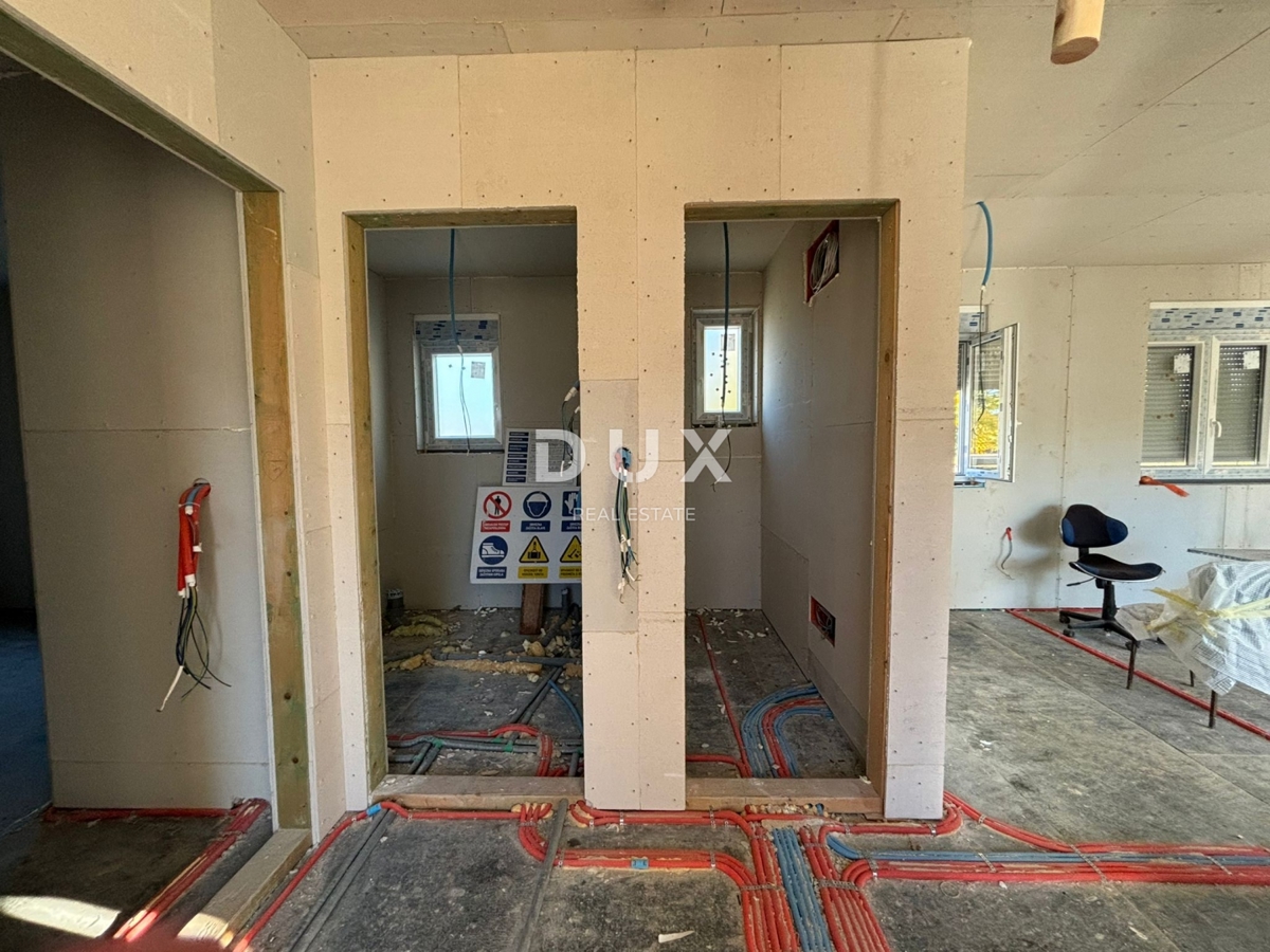 ISTRA, PULA - Montažna enonadstropna hiša - ROH BAU v bližini mesta! MOŽNOST MENJAVE ZA STANOVANJE!