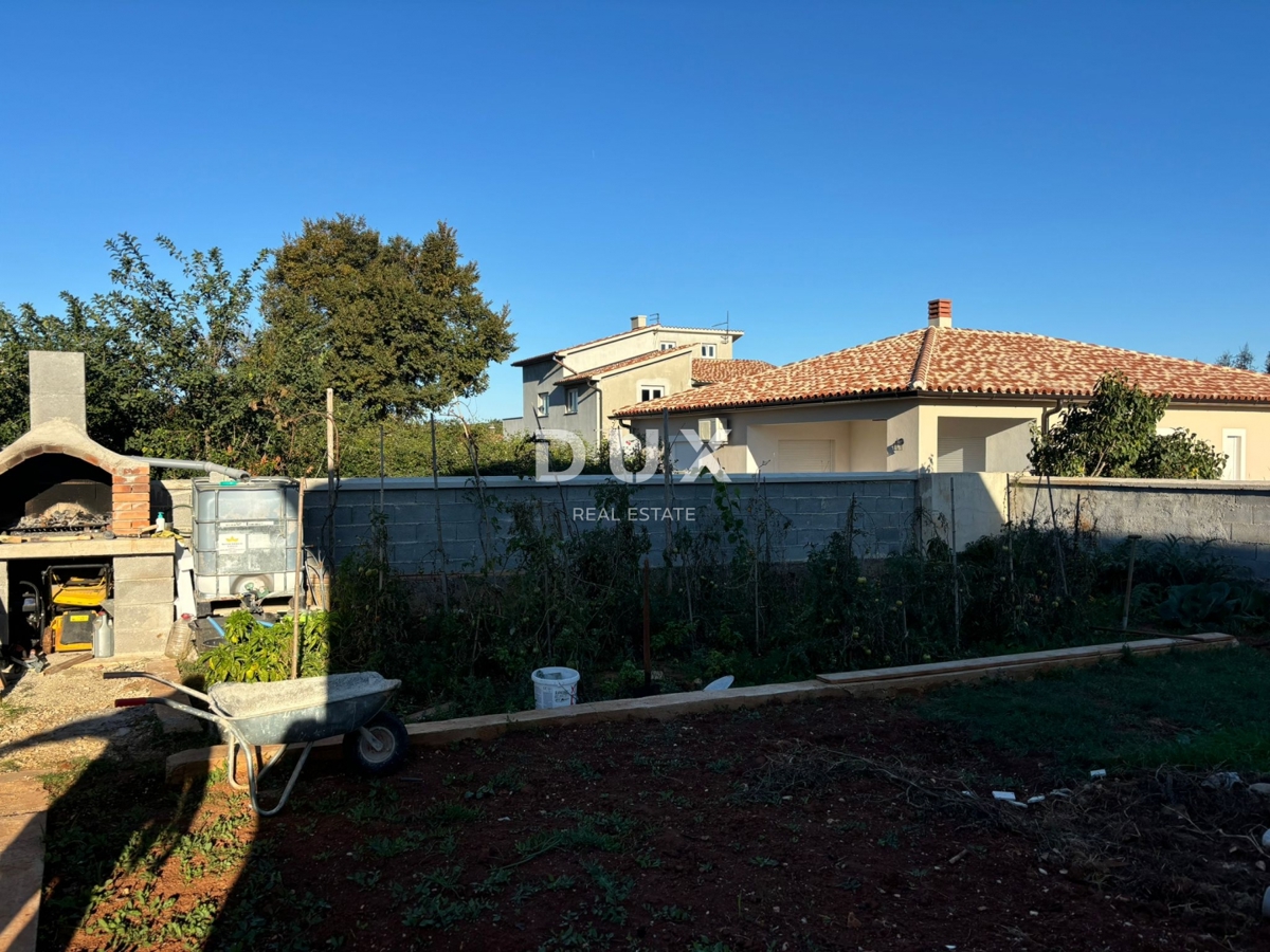 ISTRA, PULA - Montažna enonadstropna hiša - ROH BAU v bližini mesta! MOŽNOST MENJAVE ZA STANOVANJE!