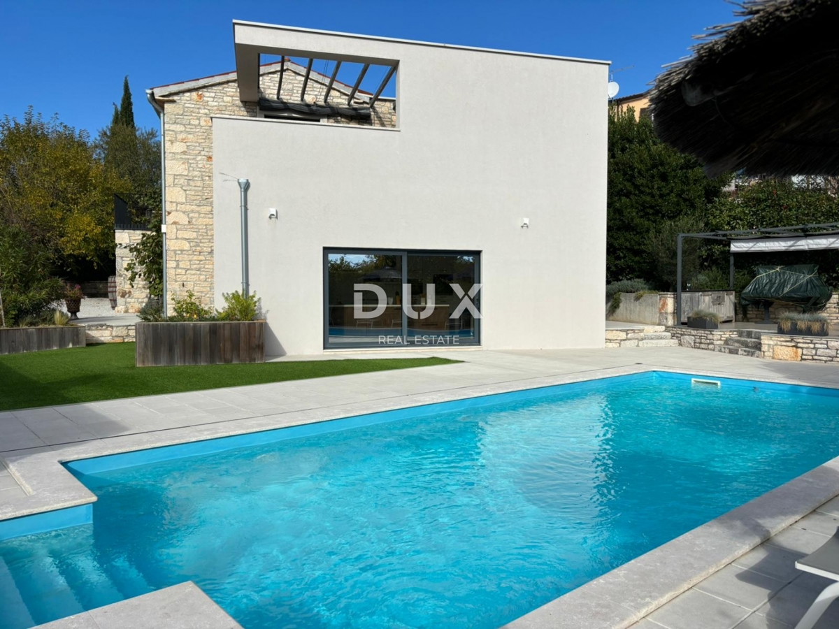 ISTRA, POREČ - Dve hiši z rustikalno moderno opremo z garažo in posebno ponudbo!