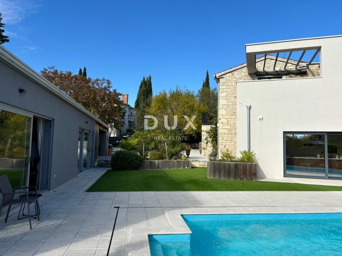 ISTRA, POREČ - Dve hiši z rustikalno moderno opremo z garažo in posebno ponudbo!