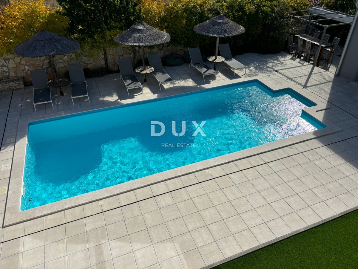 ISTRA, POREČ - Dve hiši z rustikalno moderno opremo z garažo in posebno ponudbo!