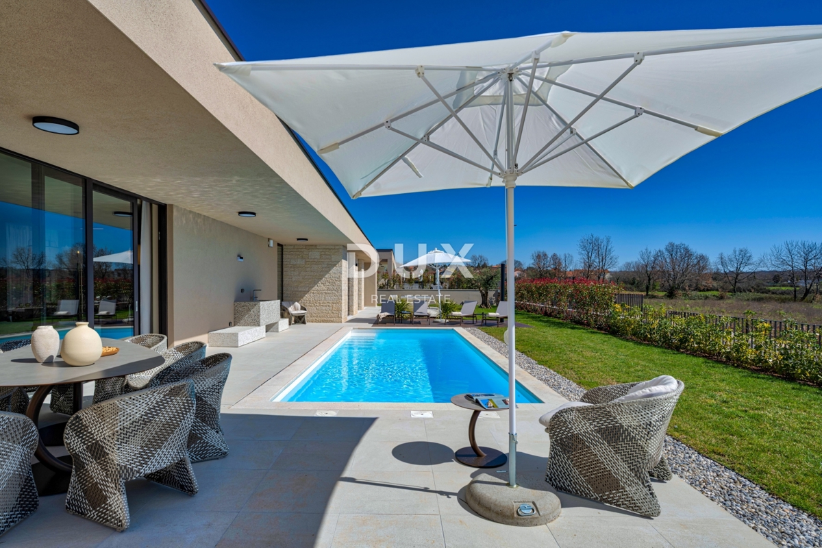 ISTRA, POREČ - Luksuzna hiša z bazenom na robu vasi