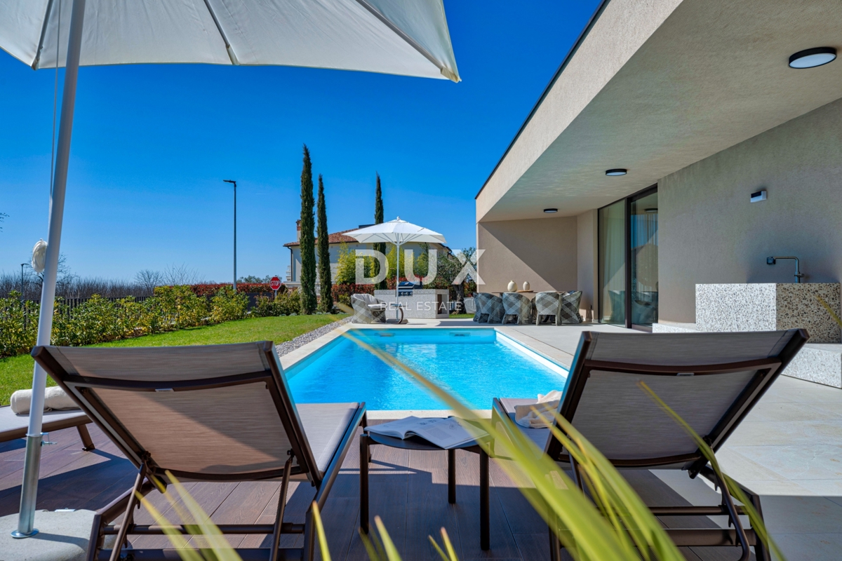 ISTRA, POREČ - Luksuzna hiša z bazenom na robu vasi