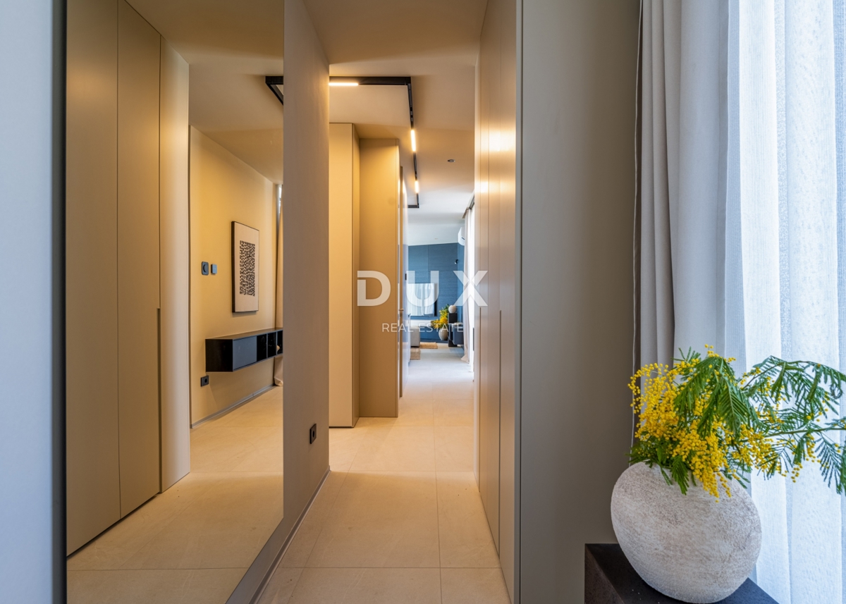 ISTRA, POREČ - Luksuzna hiša z bazenom na robu vasi