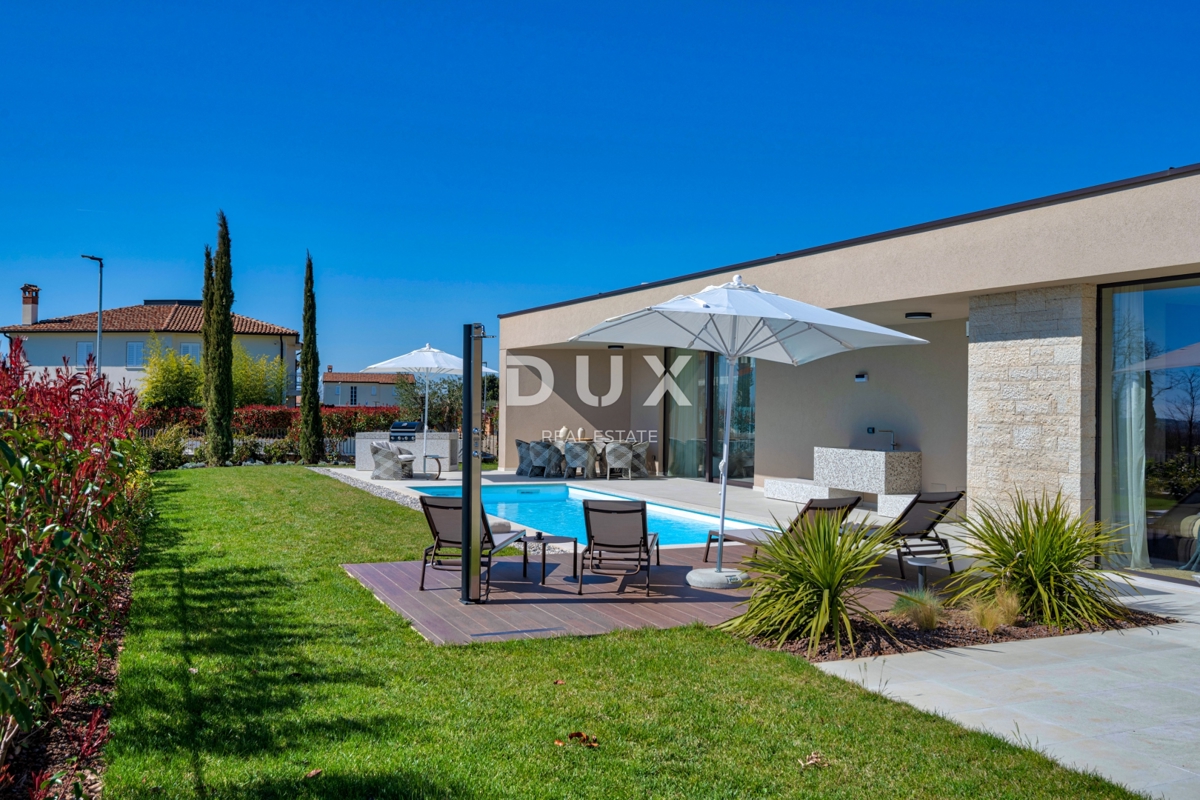 ISTRA, POREČ - Luksuzna hiša z bazenom na robu vasi
